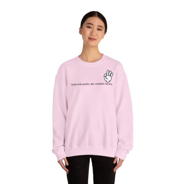 Perfektion ist relativ Unisex Sweatshirt – Bild 55