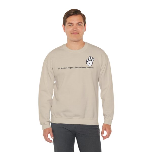 Perfektion ist relativ Unisex Sweatshirt – Bild 18